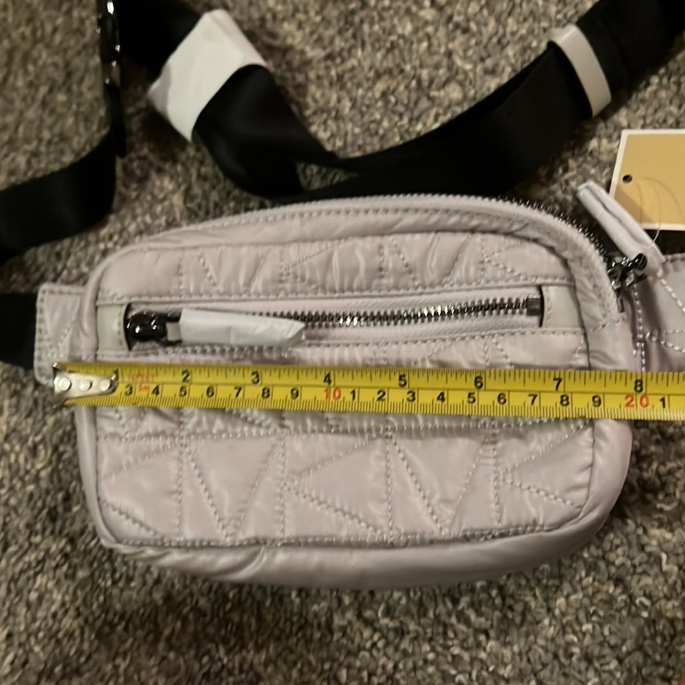 Michael Kors belt bag - Picture 8 of 12